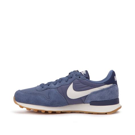 nike wmns internationalist blau weiß|Nike Factory Stores.